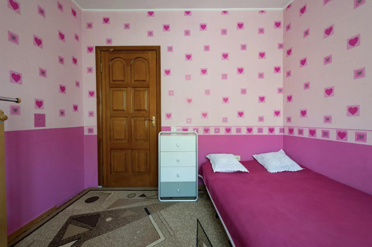 Guest House On Kaldaiakova 38 Almaty Bagian luar foto