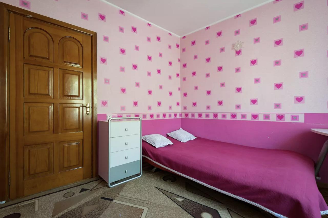 Guest House On Kaldaiakova 38 Almaty Bagian luar foto